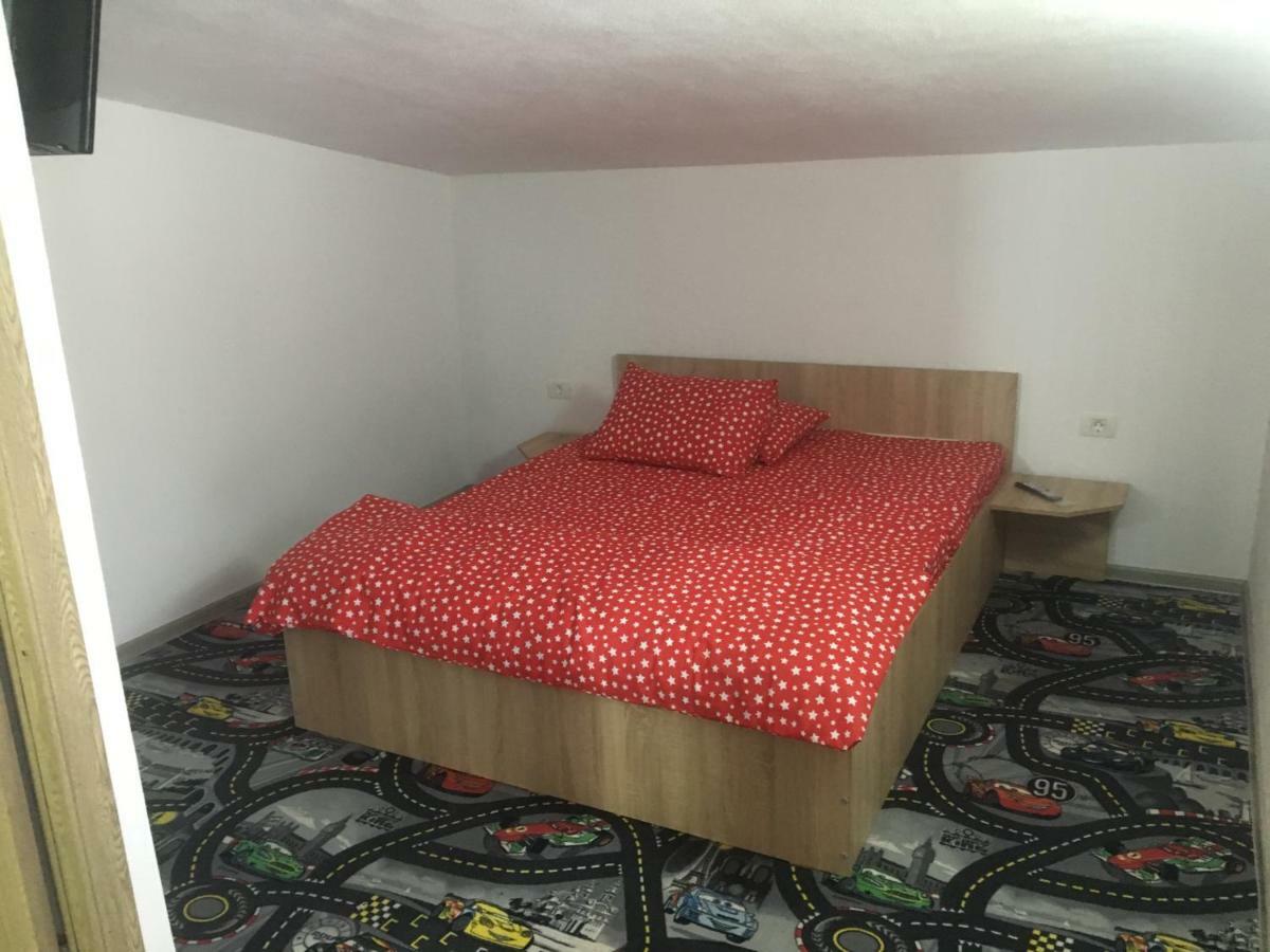 Hotel Laubert à Călimăneşti Extérieur photo